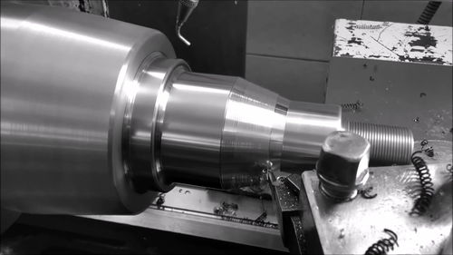 機械加工與過渡輪轂的加工設備